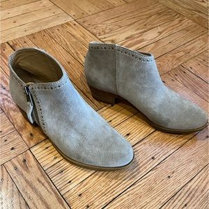 Lucky Brand low bootie